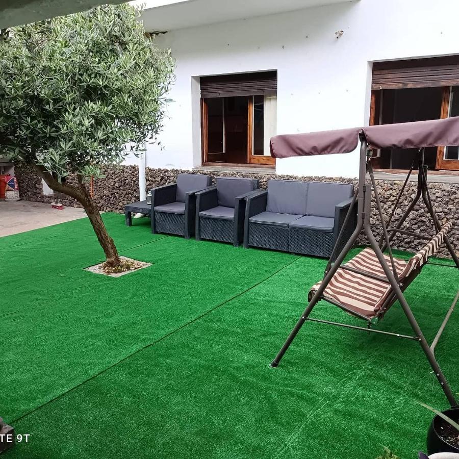 Carrer Esparreguera Olot Zewnętrze zdjęcie