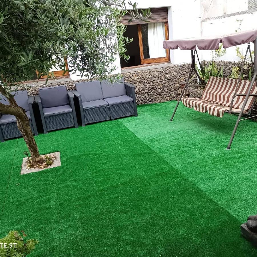 Carrer Esparreguera Olot Zewnętrze zdjęcie